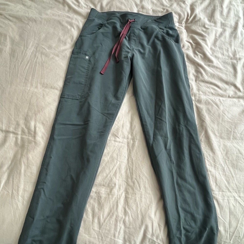 Figs Kade Cargo Scrub Pants Bonsai-medium tall